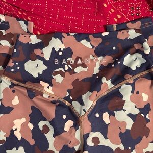 Balance Collection Camouflage Leggings - Brown and Pink Size Small
